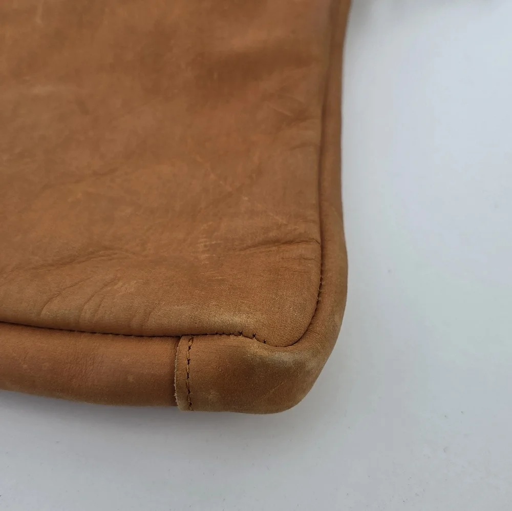 Kabana Leather Laptop Leather Bag Tan Camel Crossbody